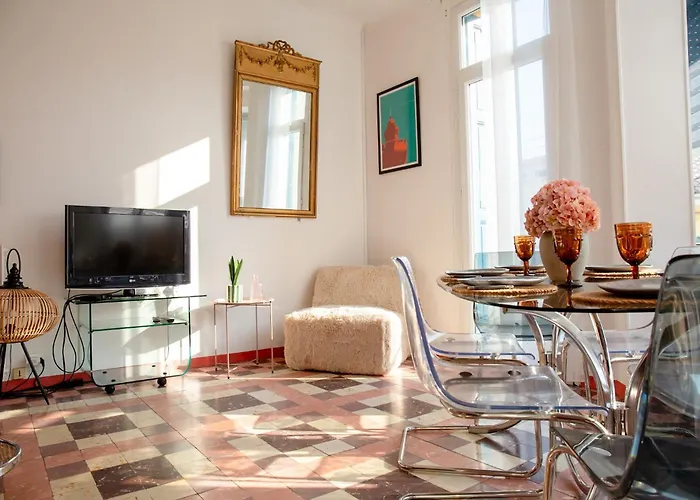 Art Deco Centre-ville, Spacieux Et Lumineux * Perpignan