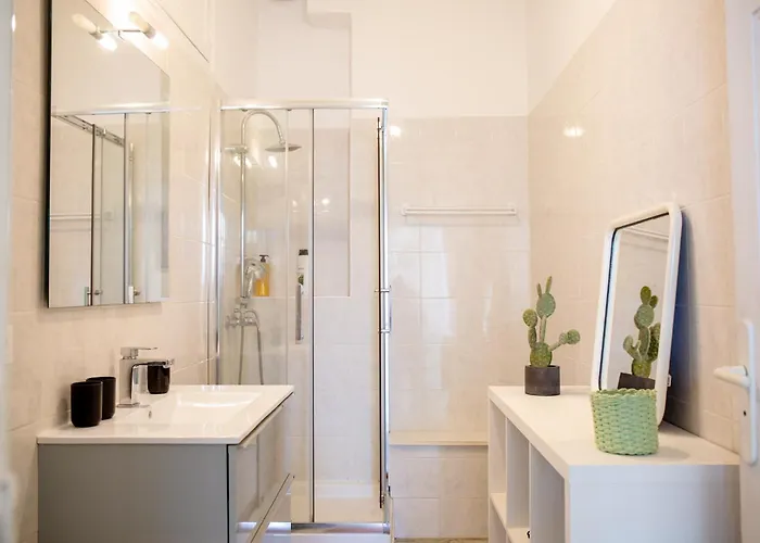 Art Deco Centre-ville, Spacieux Et Lumineux Lägenhet